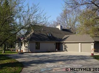 21748 Owl Ave #A, Mason City, IA 50401