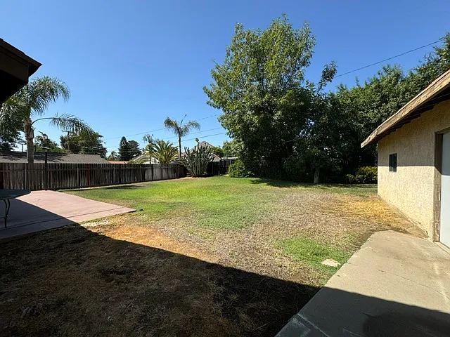 211 Green Oaks Dr — Photo 34