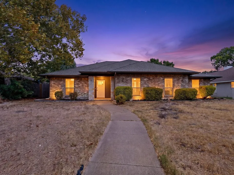802 Sandy Trail Dr