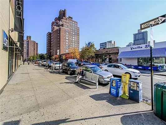 Rented by Avenue Sotheby's International Realty | media 34