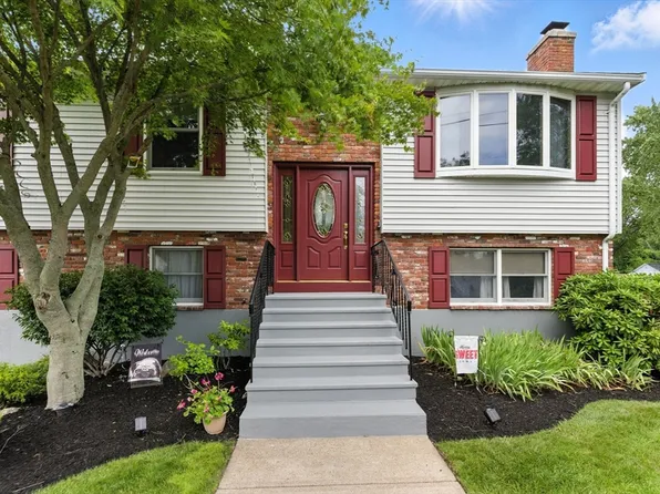 6-6 Quail Rd #A, Peabody, MA 01960