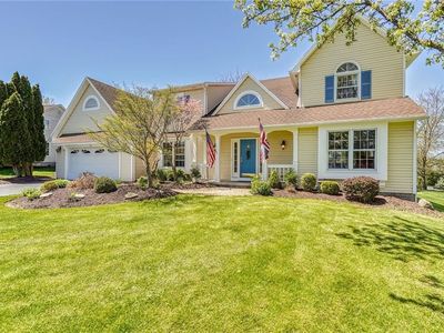 73 Chardonnay Dr, Fairport, NY, 14450