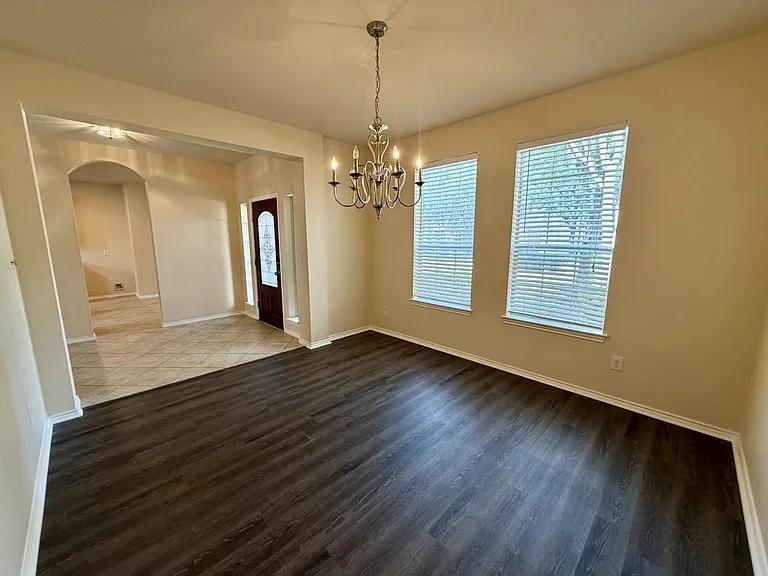 11306 Bright Canyon Ln — Photo 2