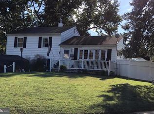 606 Elizabeth Rd, Glen Burnie, MD 21061