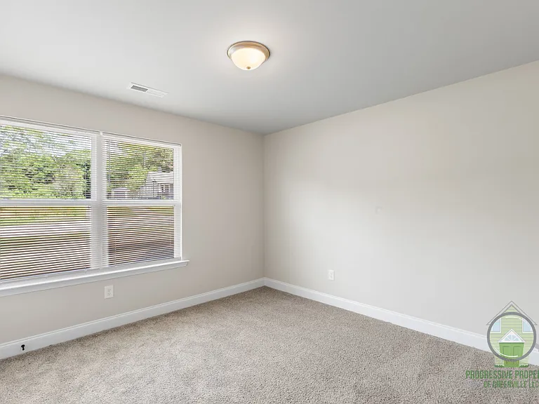 223 Liberty Dr #A — Photo 9