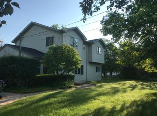 23062 N Prairie Ln, Lincolnshire, IL 60069