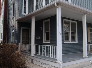 38 N Water St, Spring Grove, PA 17362