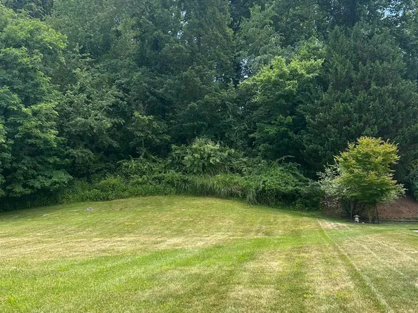 8251 Sawgrass Way, Radford, VA 24141