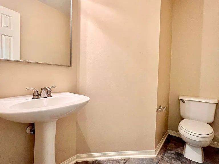16735 Village View Trl — Photo 24