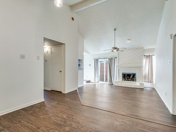 5th image of 2634 Encina Dr