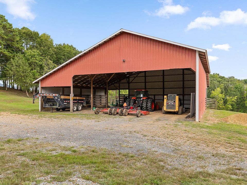 22nd image of 1020 Thomas Rd