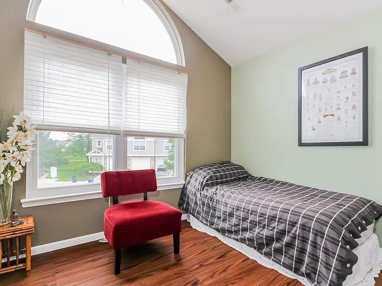 1723 Coburn Ct — Photo 13