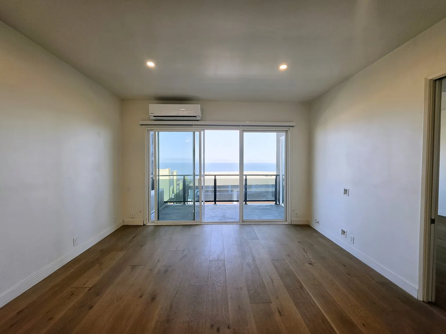 18071 Coastline Dr — Photo 2