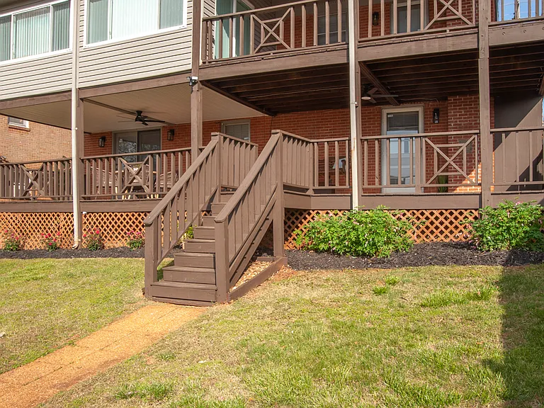 1008 Coleman St #B — Photo 21