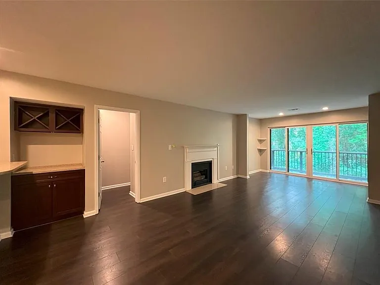 3312 Pine Heights Dr NE — Photo 9