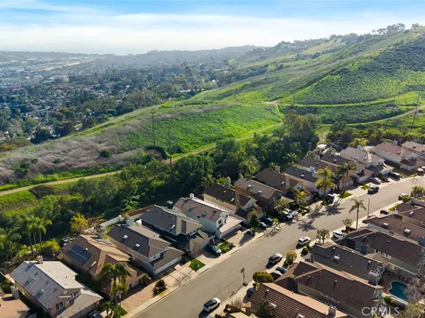 46 Oakcliff Dr, Laguna Niguel, CA 92677