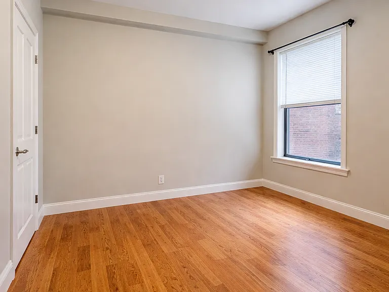 3720 S Indiana Ave #1 — Photo 3