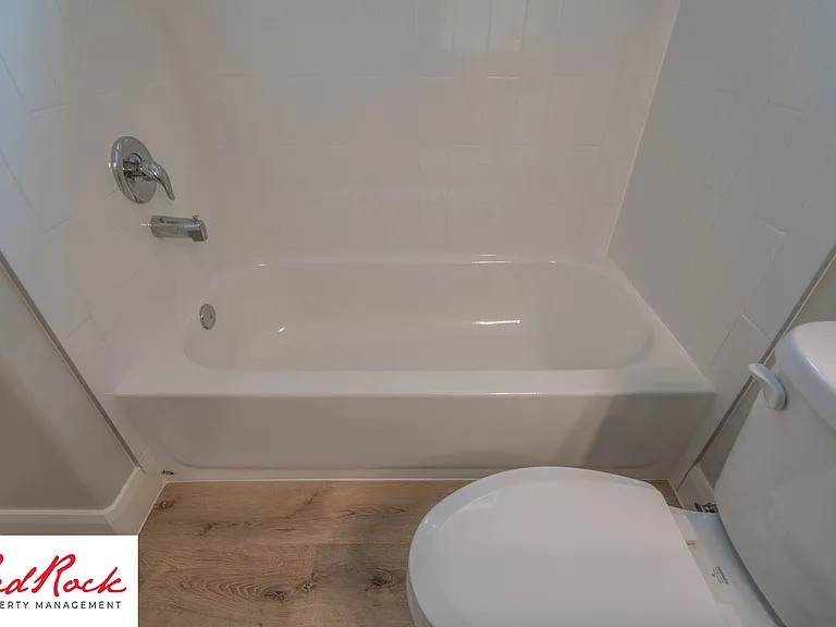 493 N 550 W — Photo 54