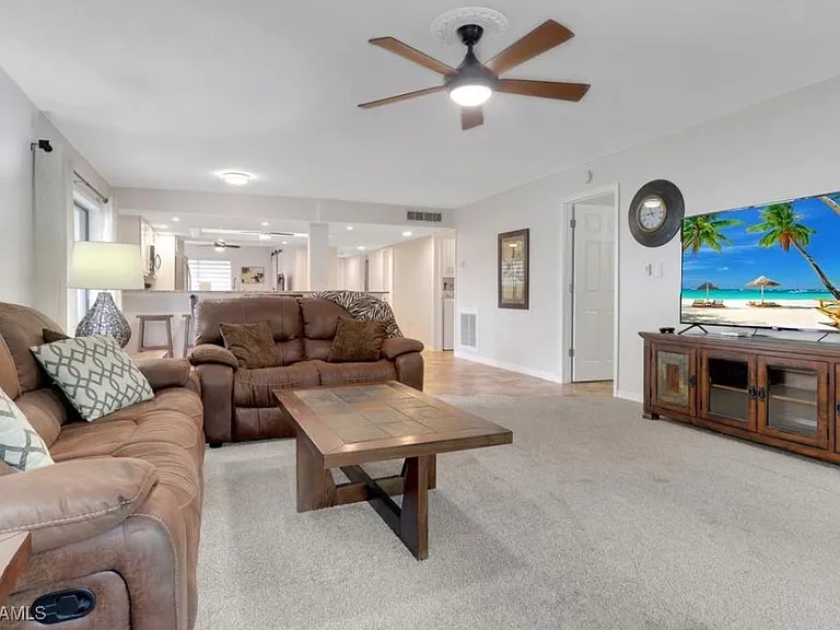 16442 Timberlakes Dr #104 — Photo 8