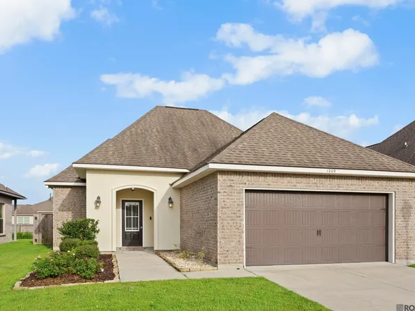 1209 Gentle Wind Dr, Baton Rouge, LA 70820