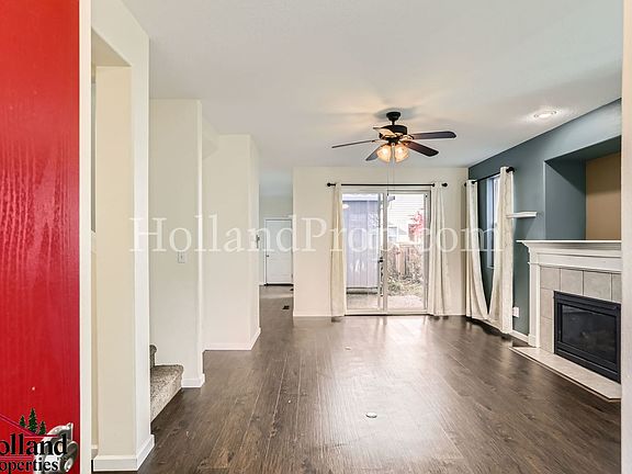 4th image of 3527 SE Royalstar Ave