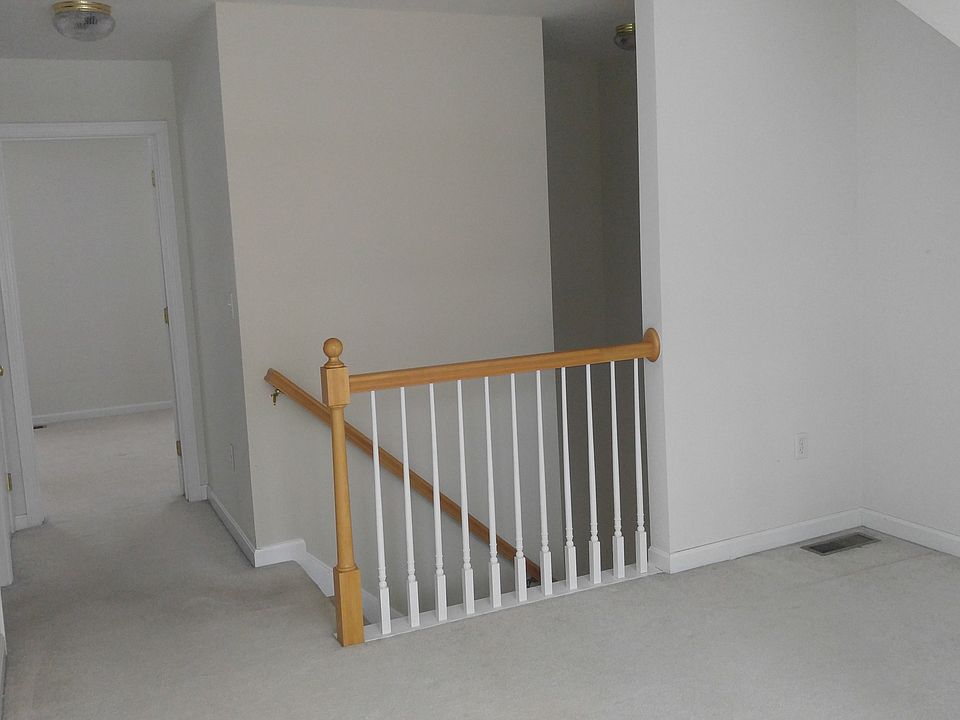 2nd Floor Open Den area