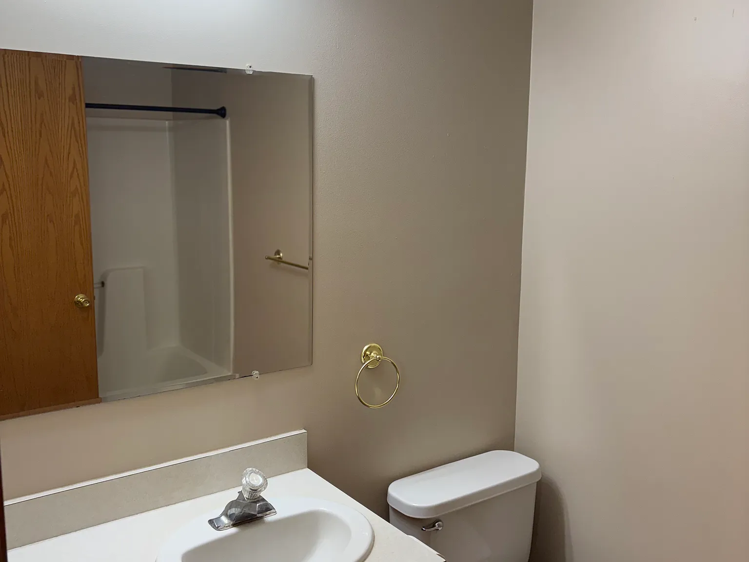 1 bed, 900 sqft, $750 — Photo 2
