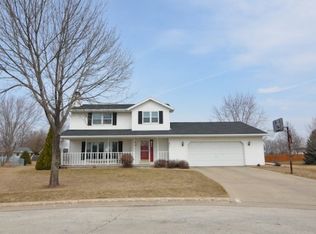 471 Beth Ct, Green Bay, WI 54311