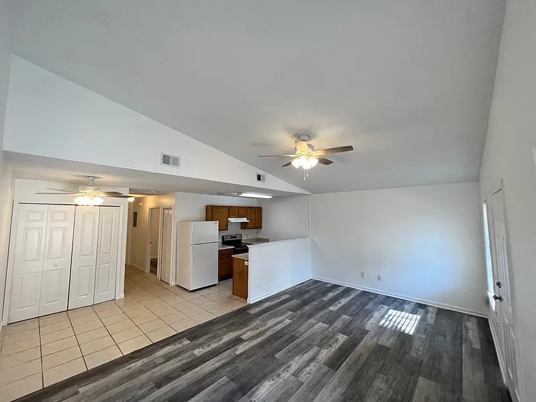 2521 Allison Ave — Photo 3