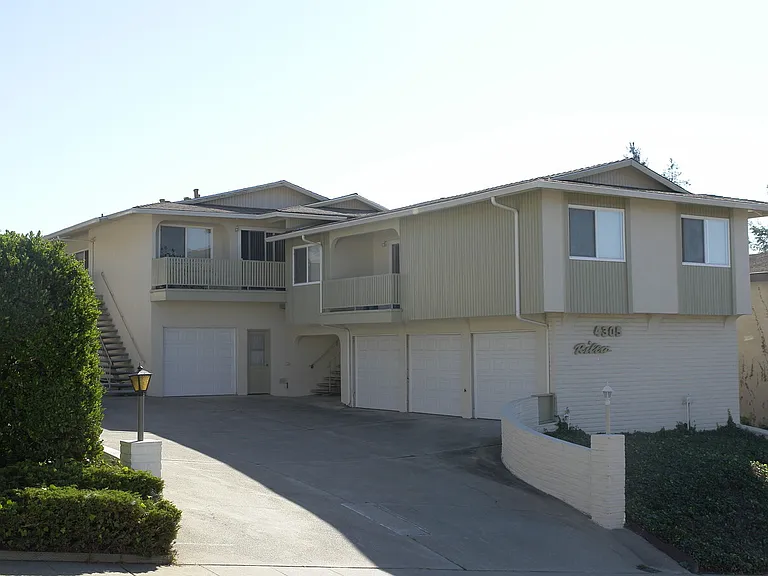4305 Rilea Way #4 — Photo 1