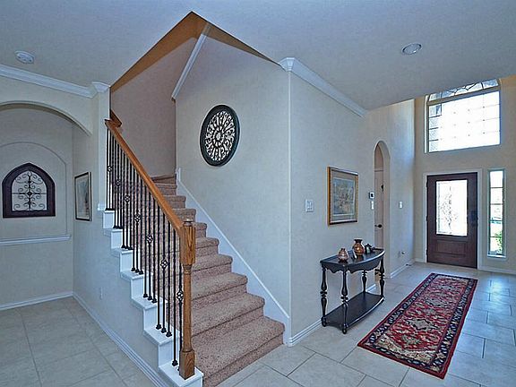 4th image of 3302 Benbrook Springs Ln