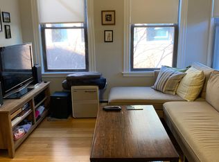 35 Myrtle St #6R, Boston, MA 02114