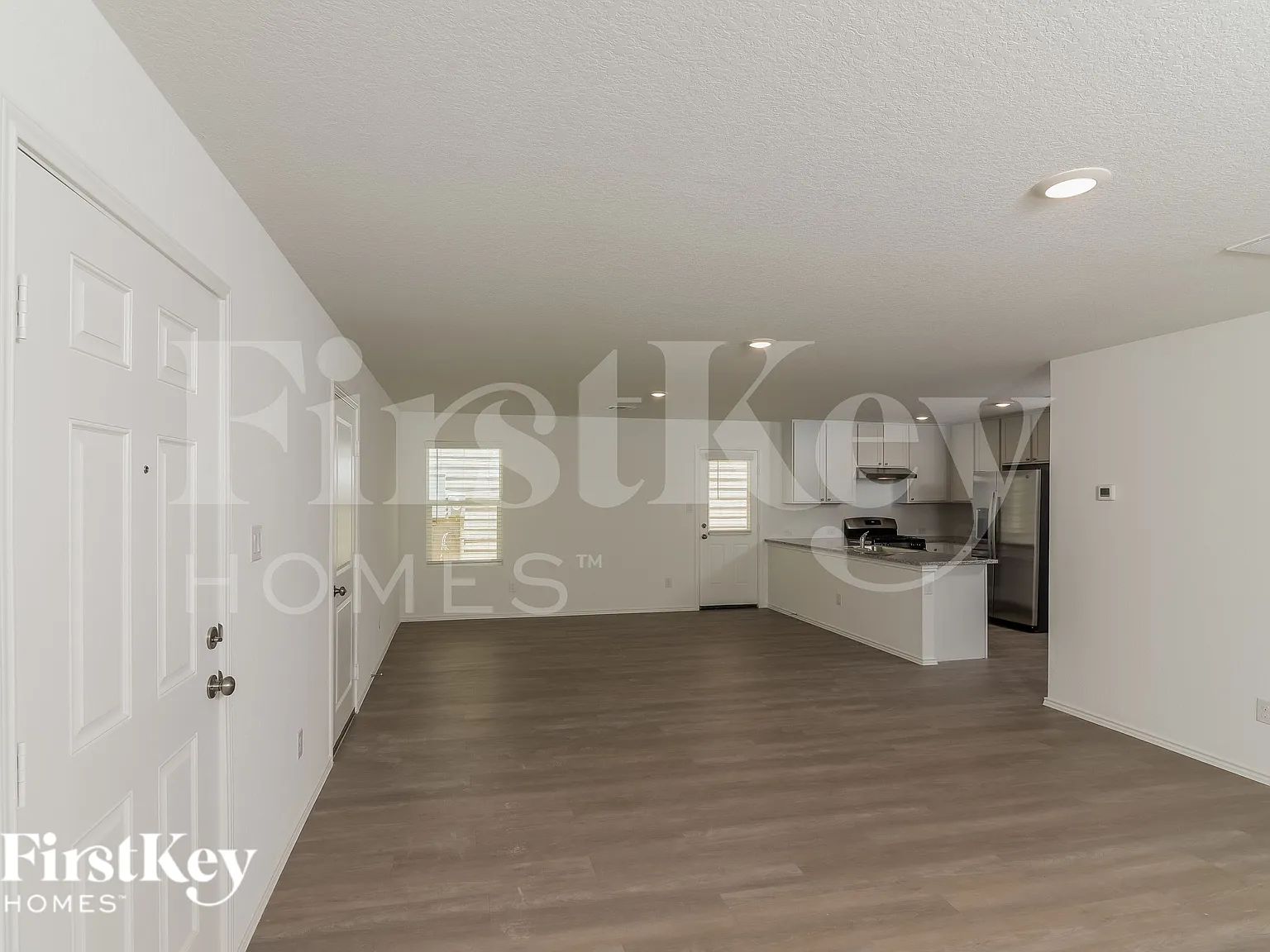 3 bed, 2.0 bath, 1440 sqft, $1,440 — Photo 3