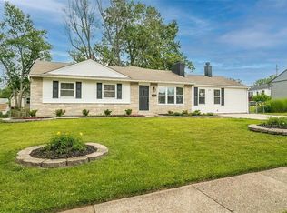 836 Lanyard Ln, Saint Louis, MO 63122