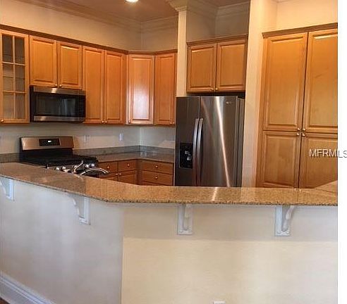 4th image of 946 Hemingway Cir