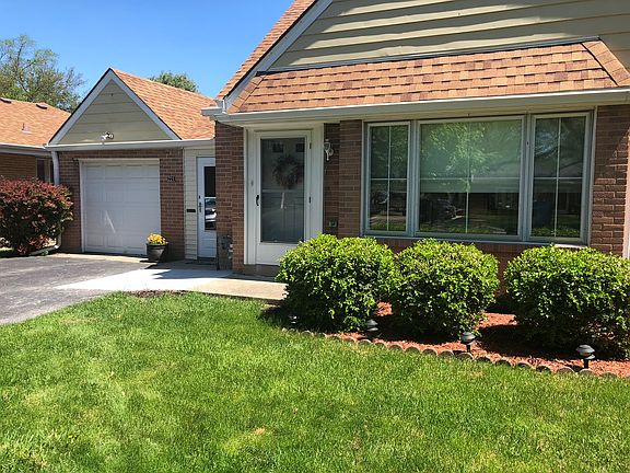 2nd image of 221 Mohawk Dr