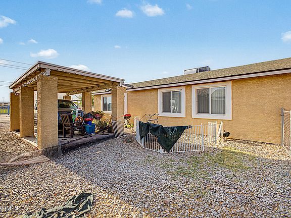 3rd image of 1441 S 15TH Avenue