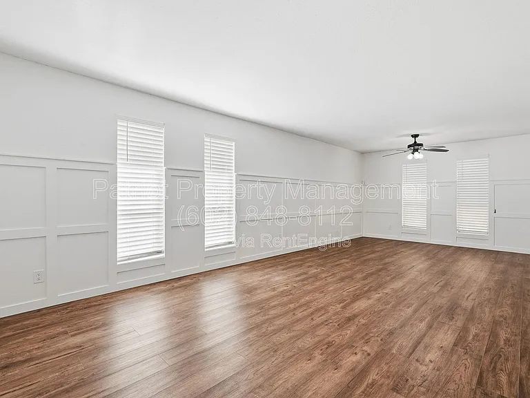 231 N Robson #7 — Photo 7