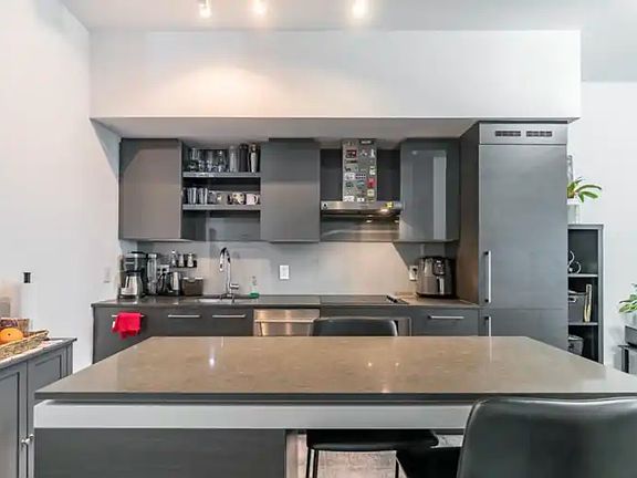4th image of 1030 King St W #221