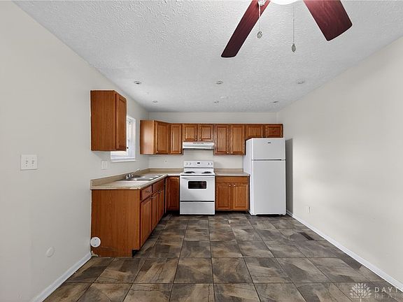 5th image of 4250 Nevada Ave