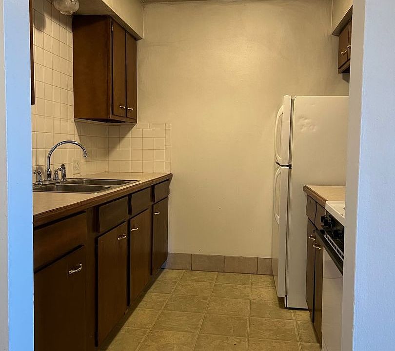 1st image of 625 5th Ave APT 4