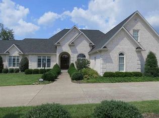 2917 Ewing Bend Dr, Bowling Green, KY 42103