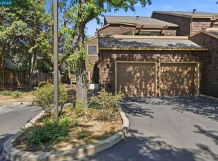 21 Royston Walk, Pleasant Hill, CA