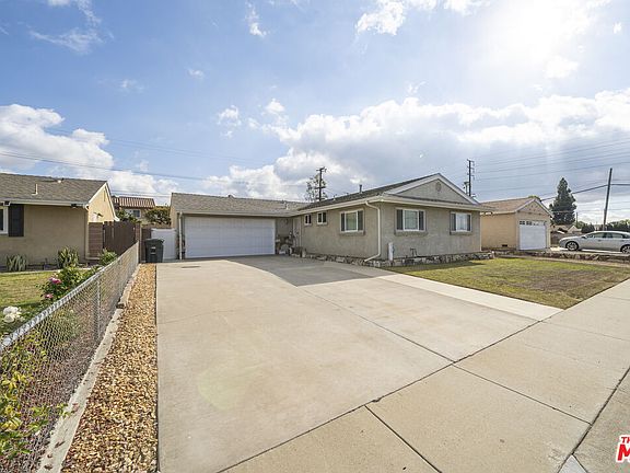2nd image of 6757 Yosemite Dr