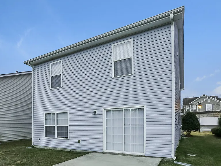 13515 Glasgow Green Ln — Photo 15