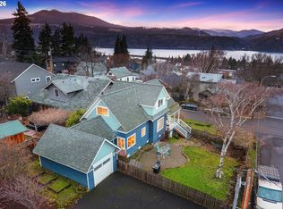 801 Cascade Ave, Hood River, OR 97031