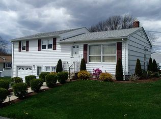 57 Stony Brook Dr, Cranston, RI 02920