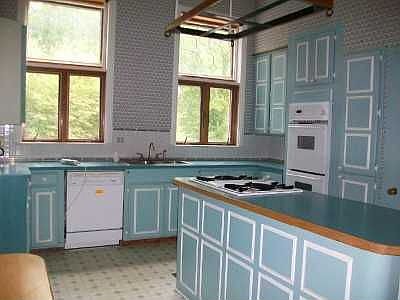 2nd image of 315 Touline St