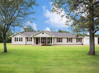 38812 Woodland Lakes Dr, Hempstead, TX 77445