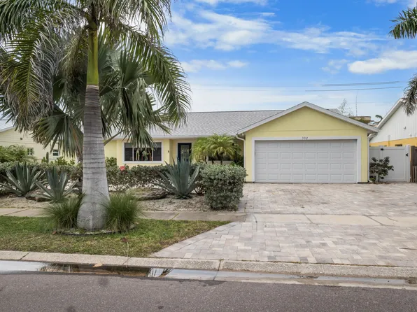 392 Harbor Dr, Cape Canaveral, FL 32920